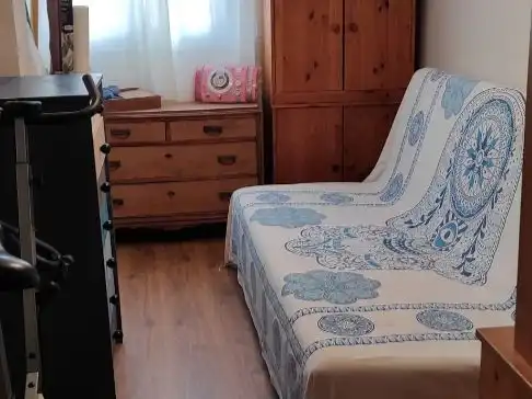 Habitación de Piso en venta en La Zubia Ciudad