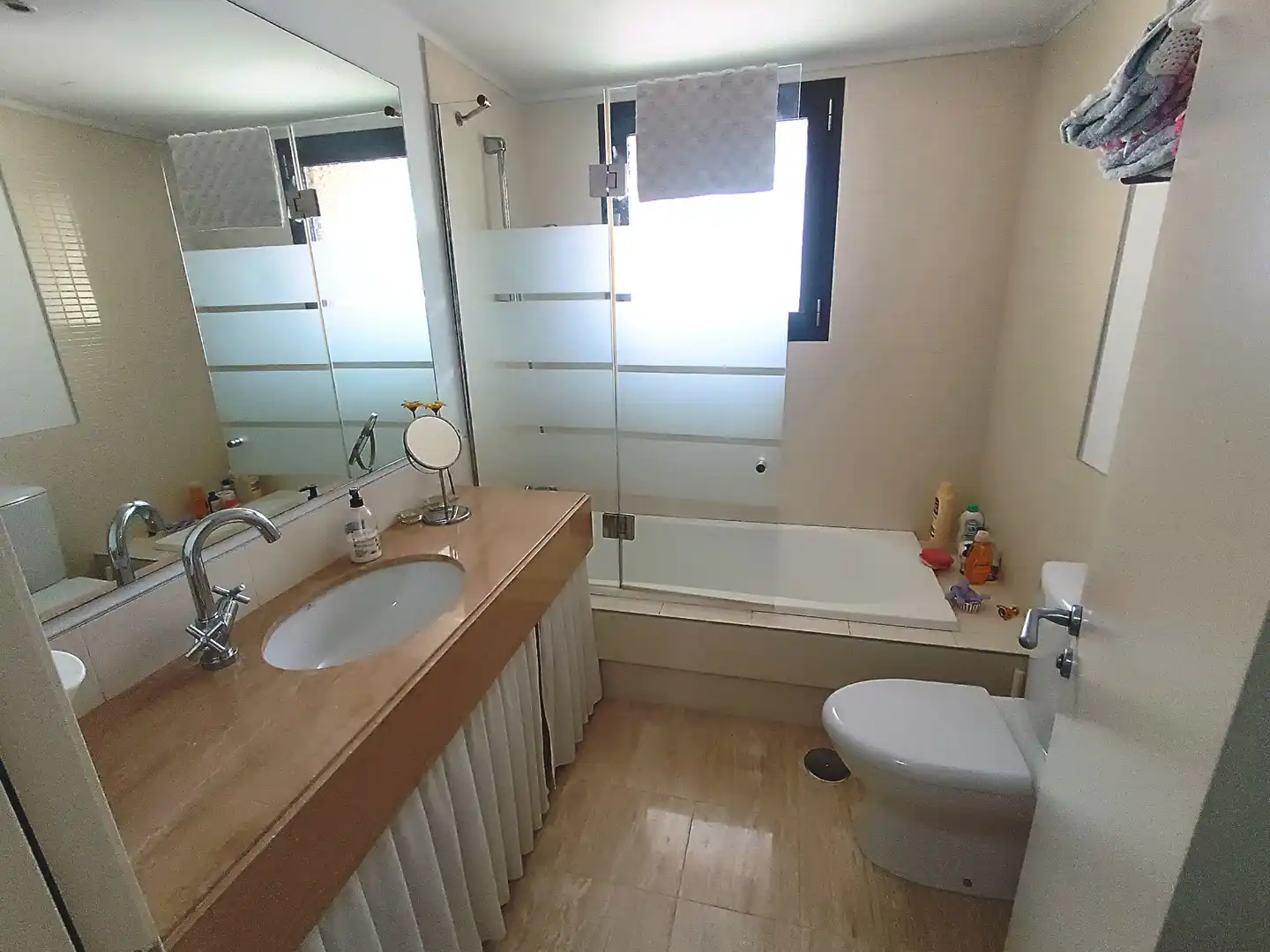 Baño de Casa adosada en venta en Puerto Real con Aire acondicionado, Jardín privado y Parquet