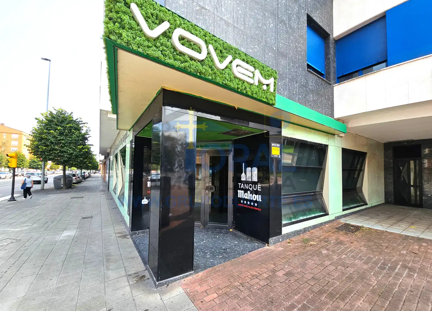 Business premises for sale in Calle Río Nervión 34, imagen 32