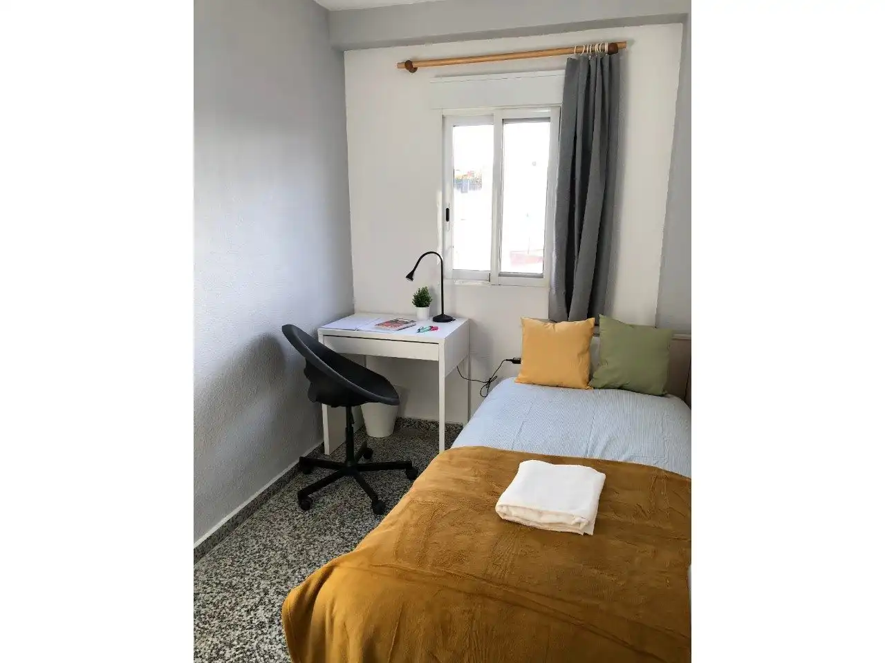 Habitación de Piso en venta en Burjassot