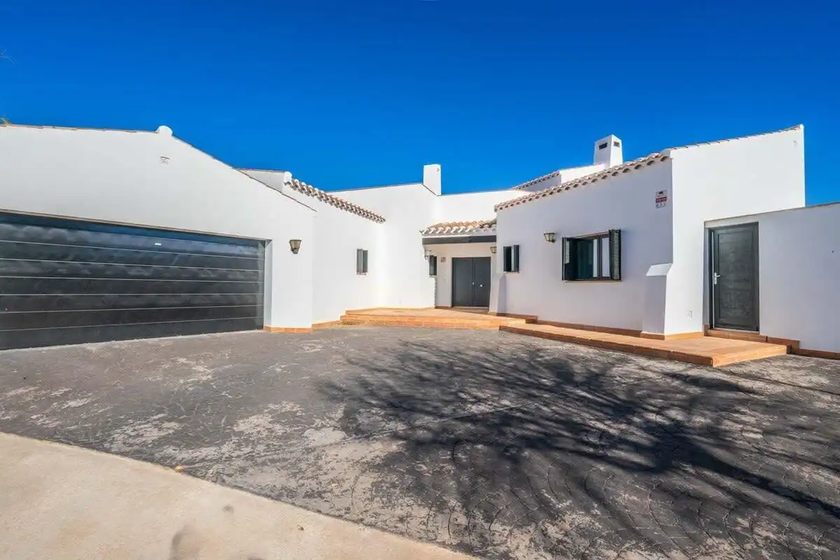 Vista exterior de Casa o xalet en venda en Murcia