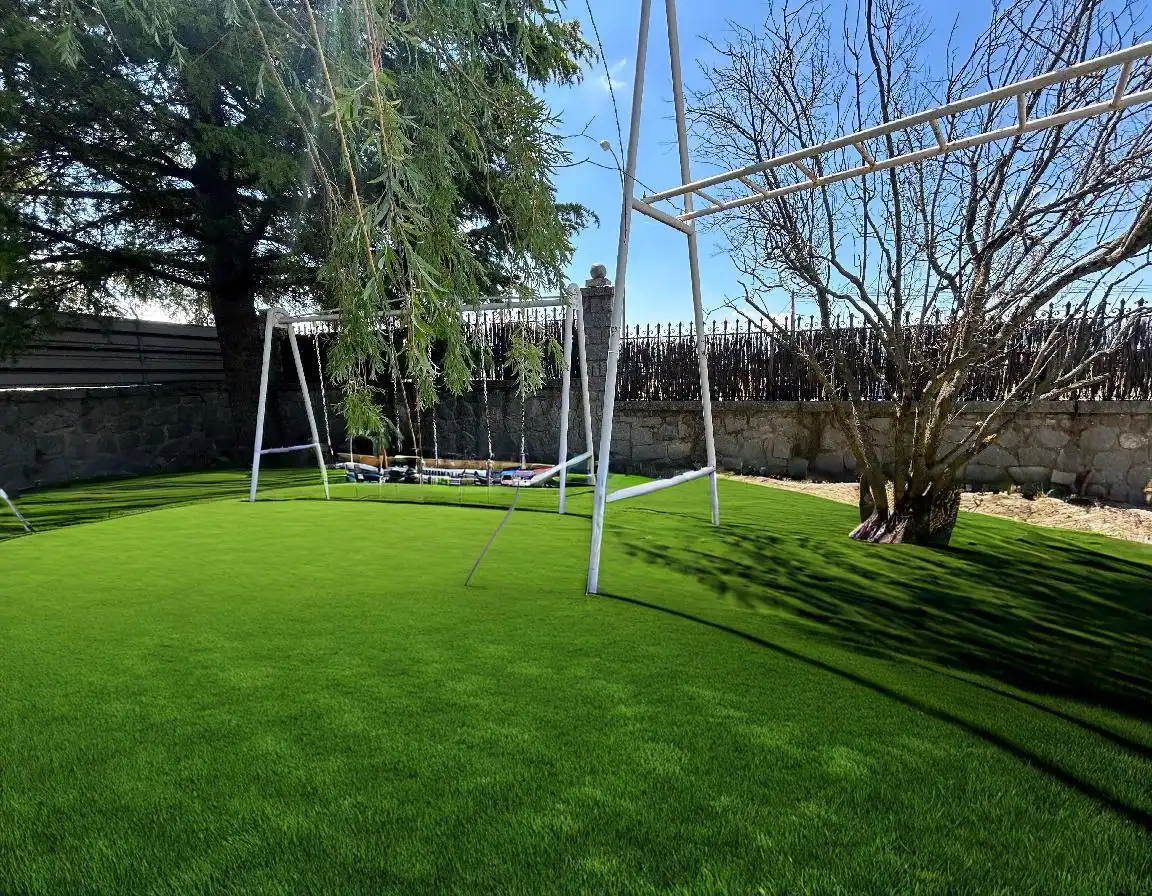 Jardí de Casa o xalet en venda en San Cristóbal de Segovia amb Calefacció, Jardí privat i Terrassa