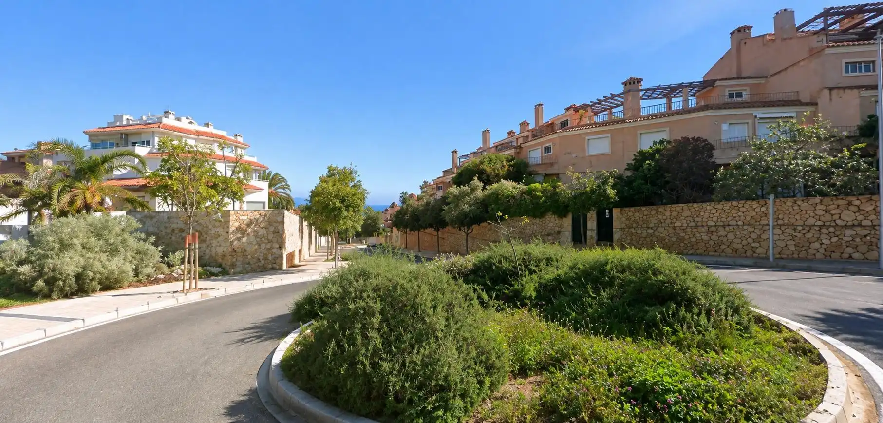 Vista exterior de Casa o chalet en venta en Alicante / Alacant con Calefacción, Jardín privado y Terraza