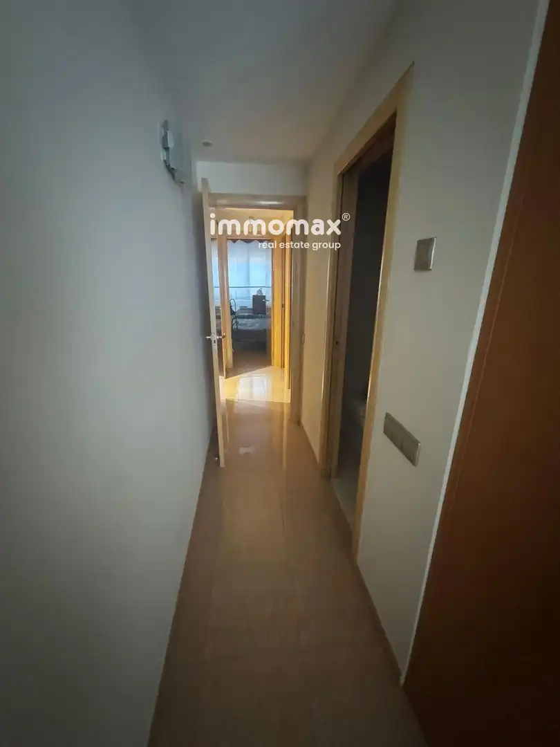 Piso en venta en Ripollet con Aire acondicionado, Calefacción y Terraza