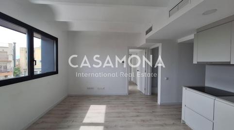 Foto 2 de Apartament en venda a Navas,  Barcelona Capital