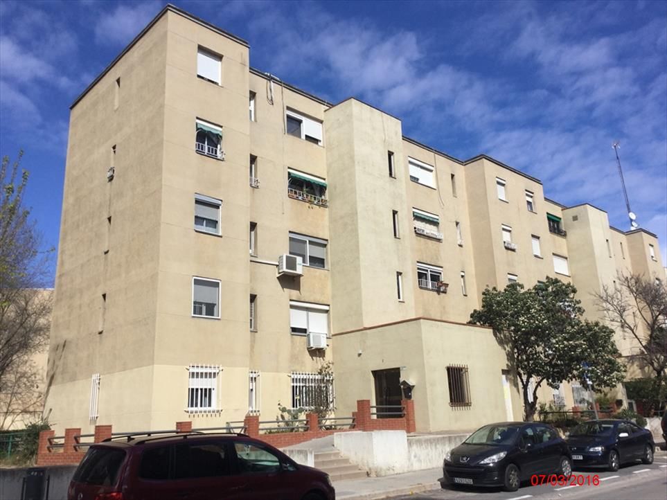 Exterior view of Flat for sale in Badia del Vallès