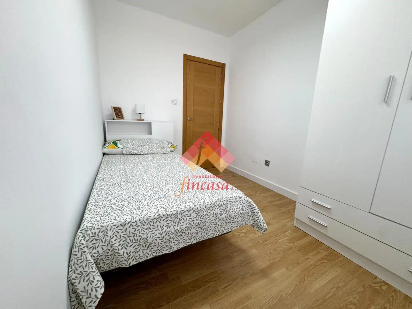 Habitación de Piso de alquiler en Ronda con Calefacción y Amueblado