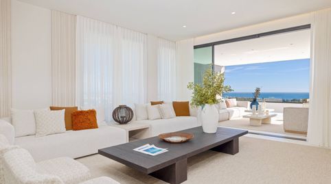 Foto 3 de Ático en venta en Avenida Parque Selwo, La Concha - Resina Golf, Estepona