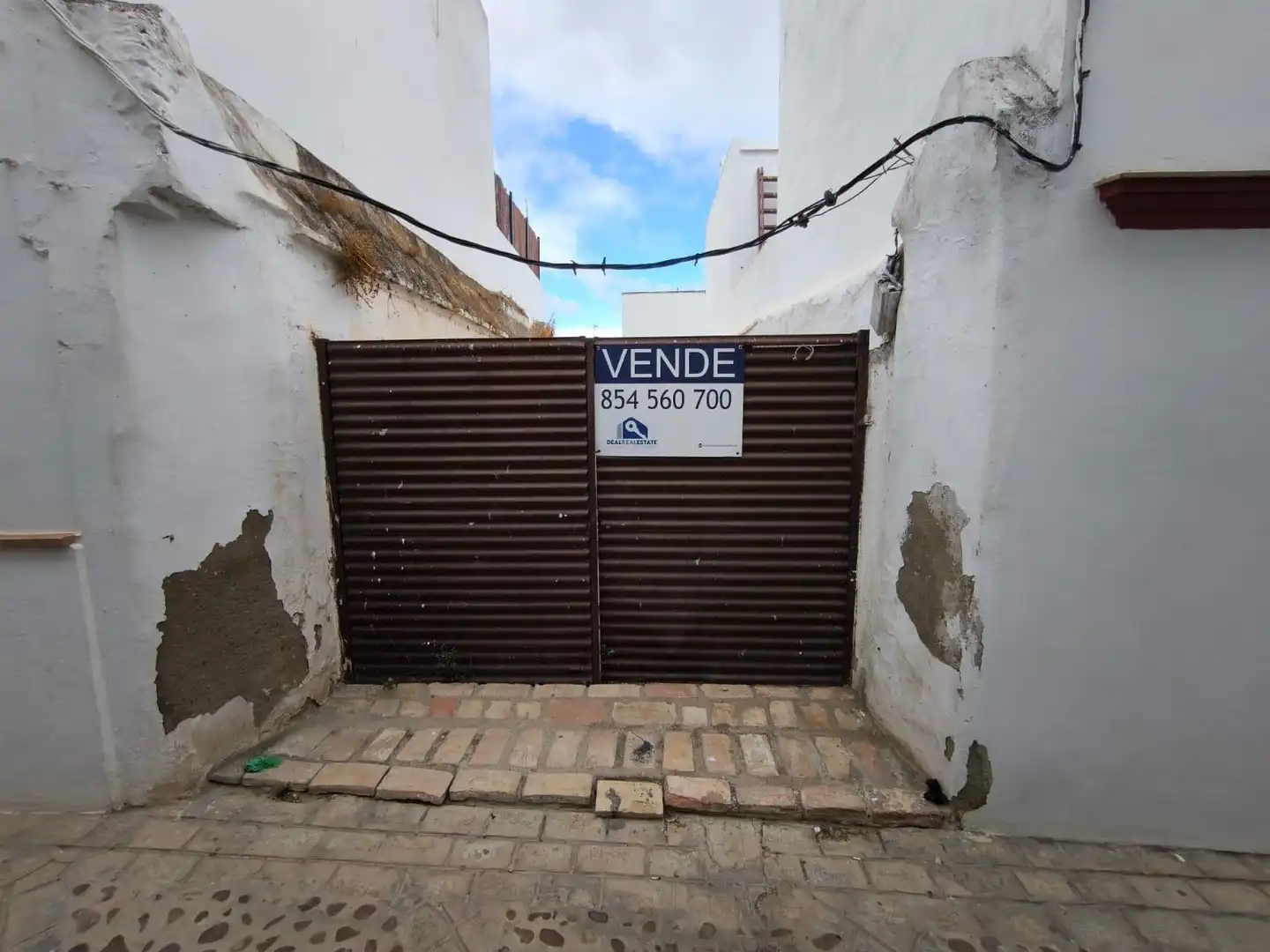 Außenansicht von Residential zum Verkauf in Carmona