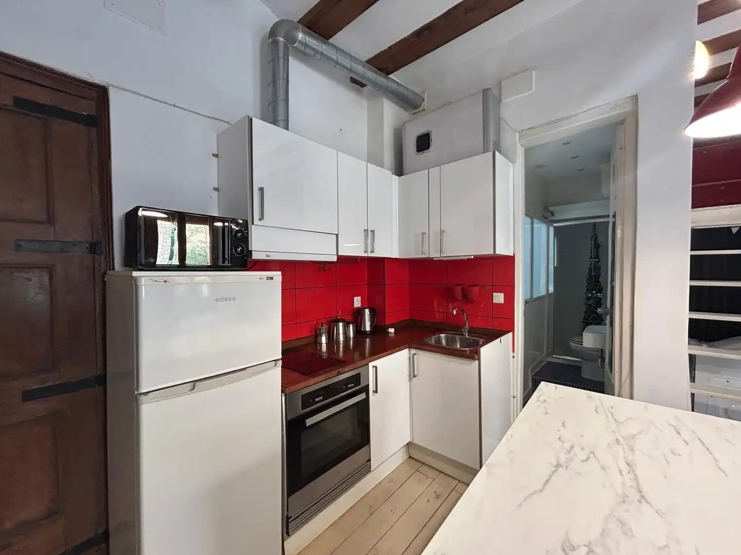Küche von Wohnung zur Miete in Barcelona mit Klimaanlage, Parkett und Möbliert