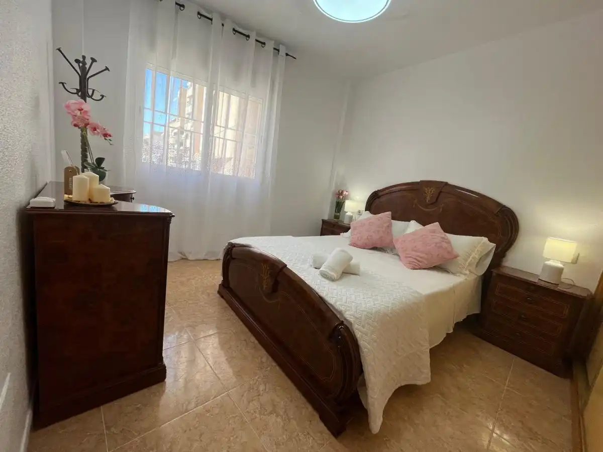 Bedroom of Apartments for rent in Águilas