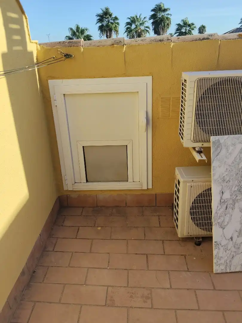 Terrassa de Dúplex en venda en Bollullos de la Mitación amb Aire condicionat