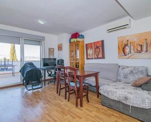 Dormitori de Àtic en venda en Cúllar Vega amb Terrassa i Balcó
