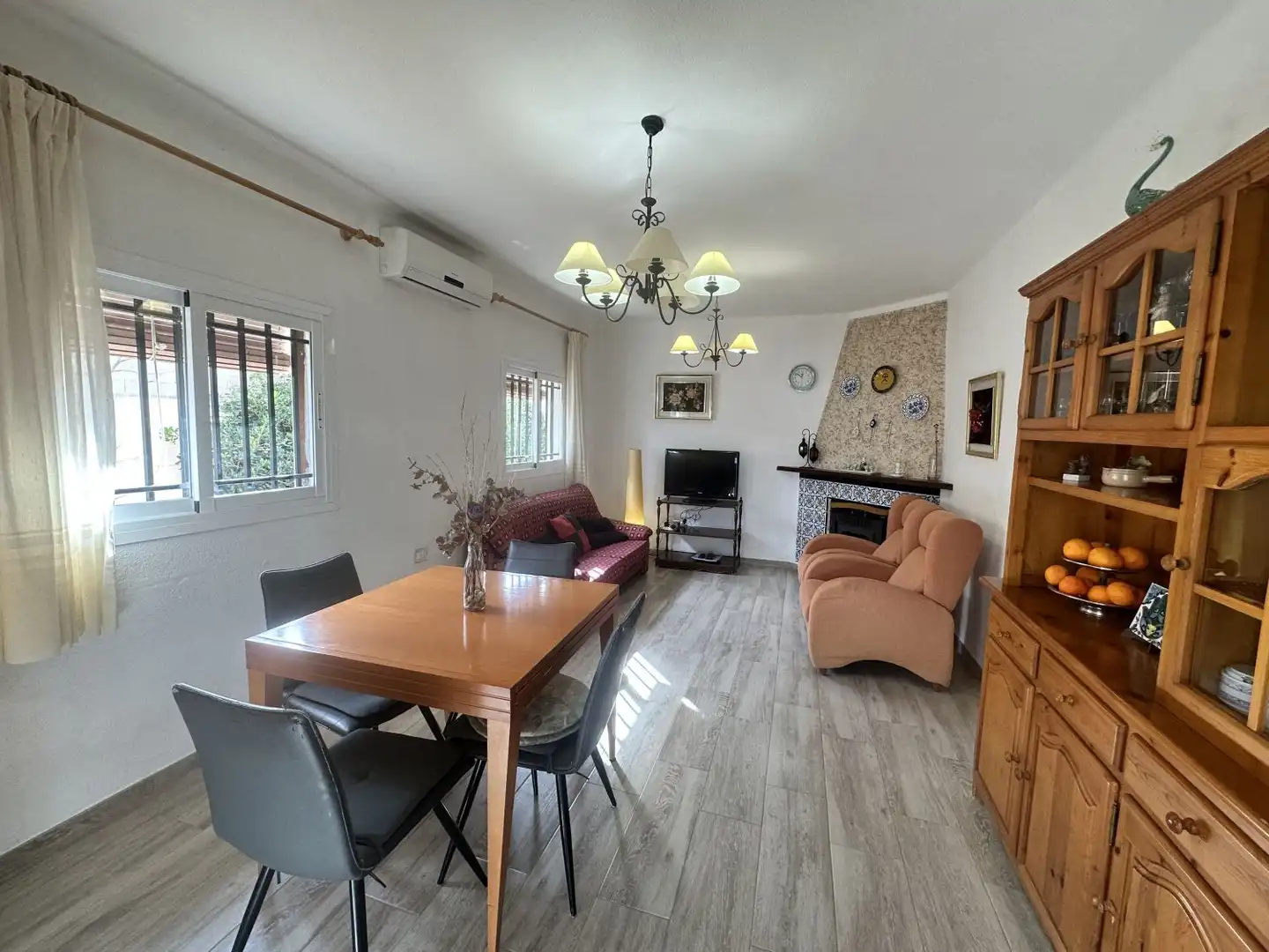 Sala d'estar de Casa o xalet en venda en Algar de Palància amb Aire condicionat, Calefacció i Jardí privat