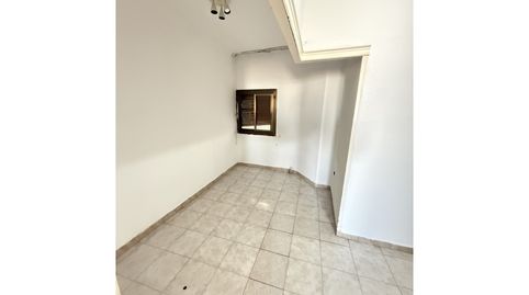 Photo 3 of Apartments for sale in Calle Belchite de, Pubilla Cases, L'Hospitalet de Llobregat