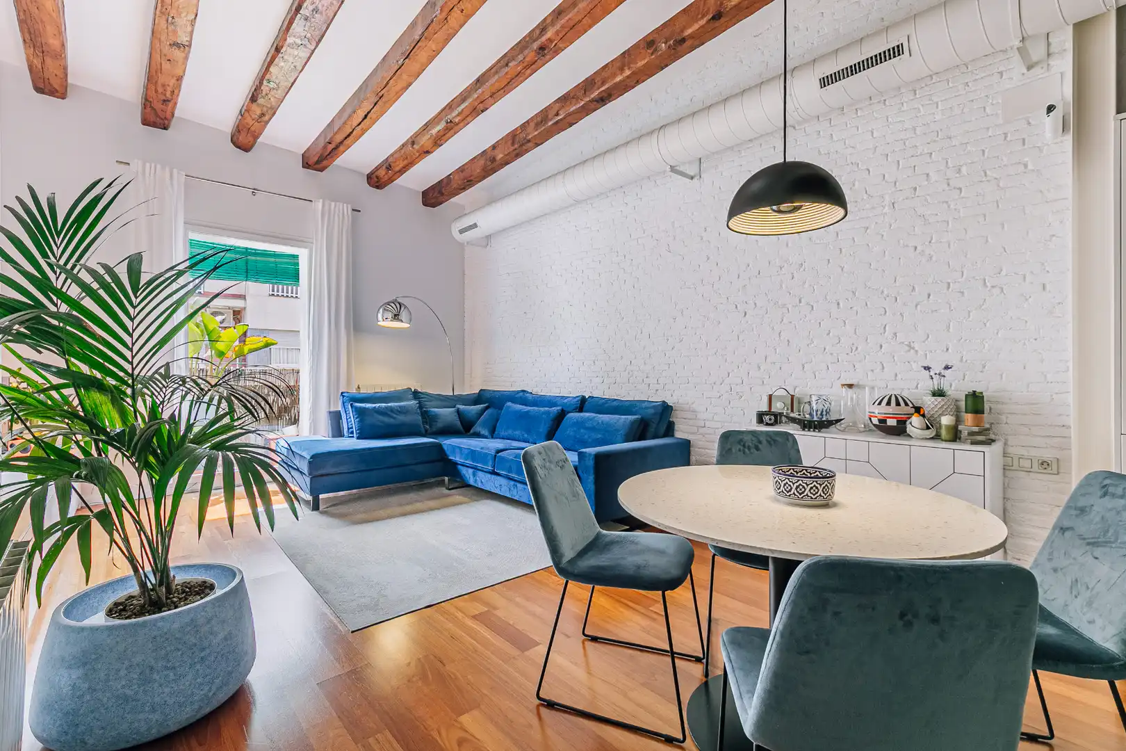 Sala de estar de Piso en venta en Barcelona con Aire acondicionado, Calefacción y Parquet