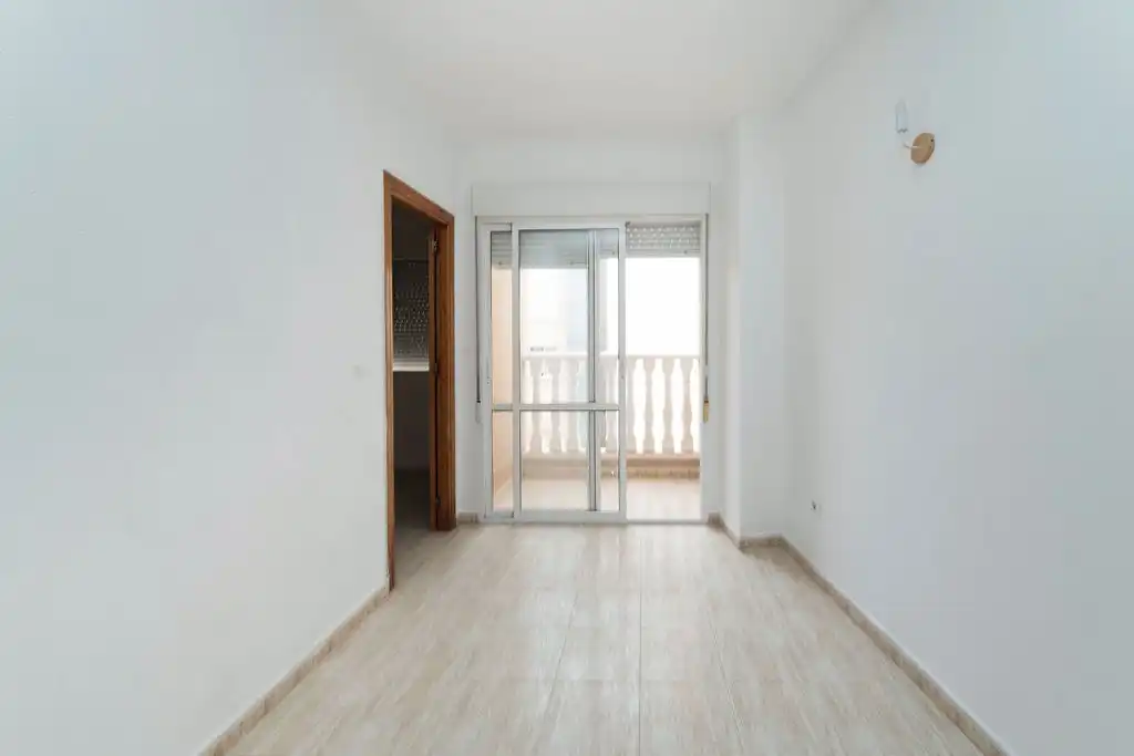 Apartamento con piscina en venta en C/ La Loma                      -  Res Pórtico Cala II  -, imagen 2
