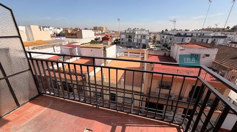 Photo 2 of Flat for sale in Calle Jose Luis Navarro, 7, Las Almenas, Tomares