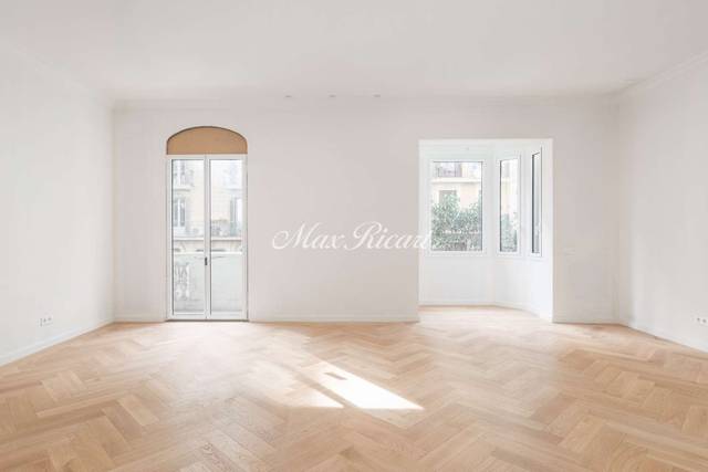 Piso en Venta en N/A en Sant Gervasi- Galvany