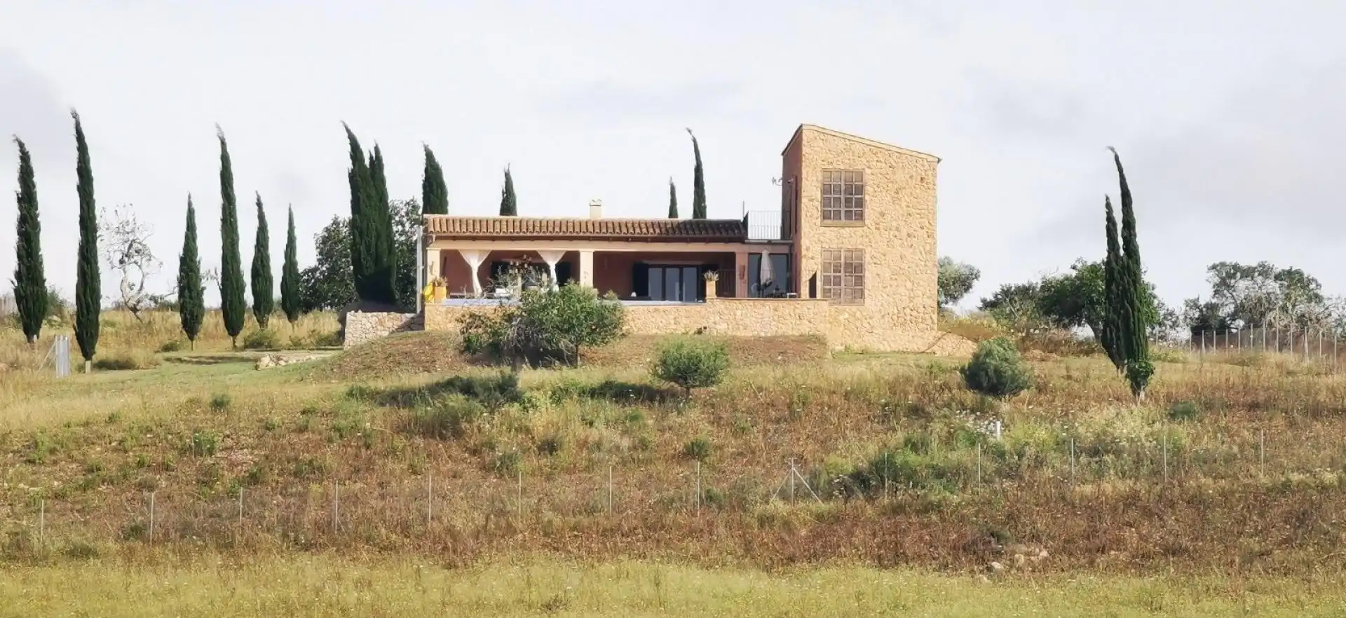 Casa rústica amb piscina en venda a Ariany
