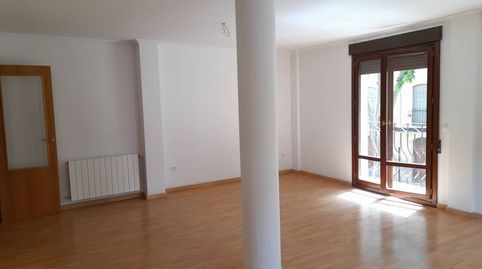 Foto 5 de Piso en venta en Plaza San Vicente, Ibi, Alicante