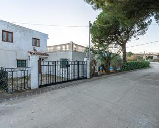 Vista exterior de Casa o xalet en venda en Alforja amb Jardí privat, Terrassa i Traster