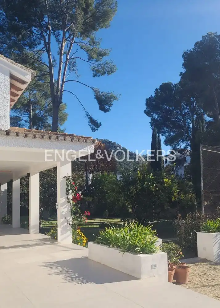 Casa o xalet de lloguer en Náquera amb Aire condicionat, Calefacció i Jardí privat