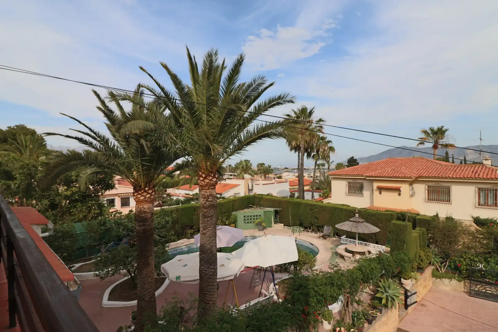 Vista exterior de Casa o chalet en venta en La Nucia con Terraza