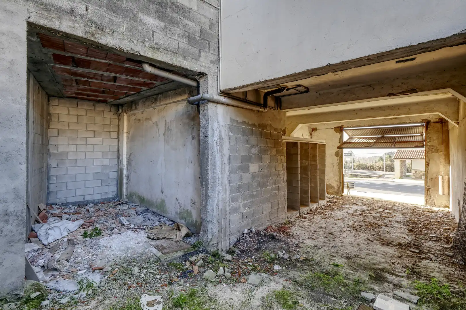 Industrial buildings for sale in Miño