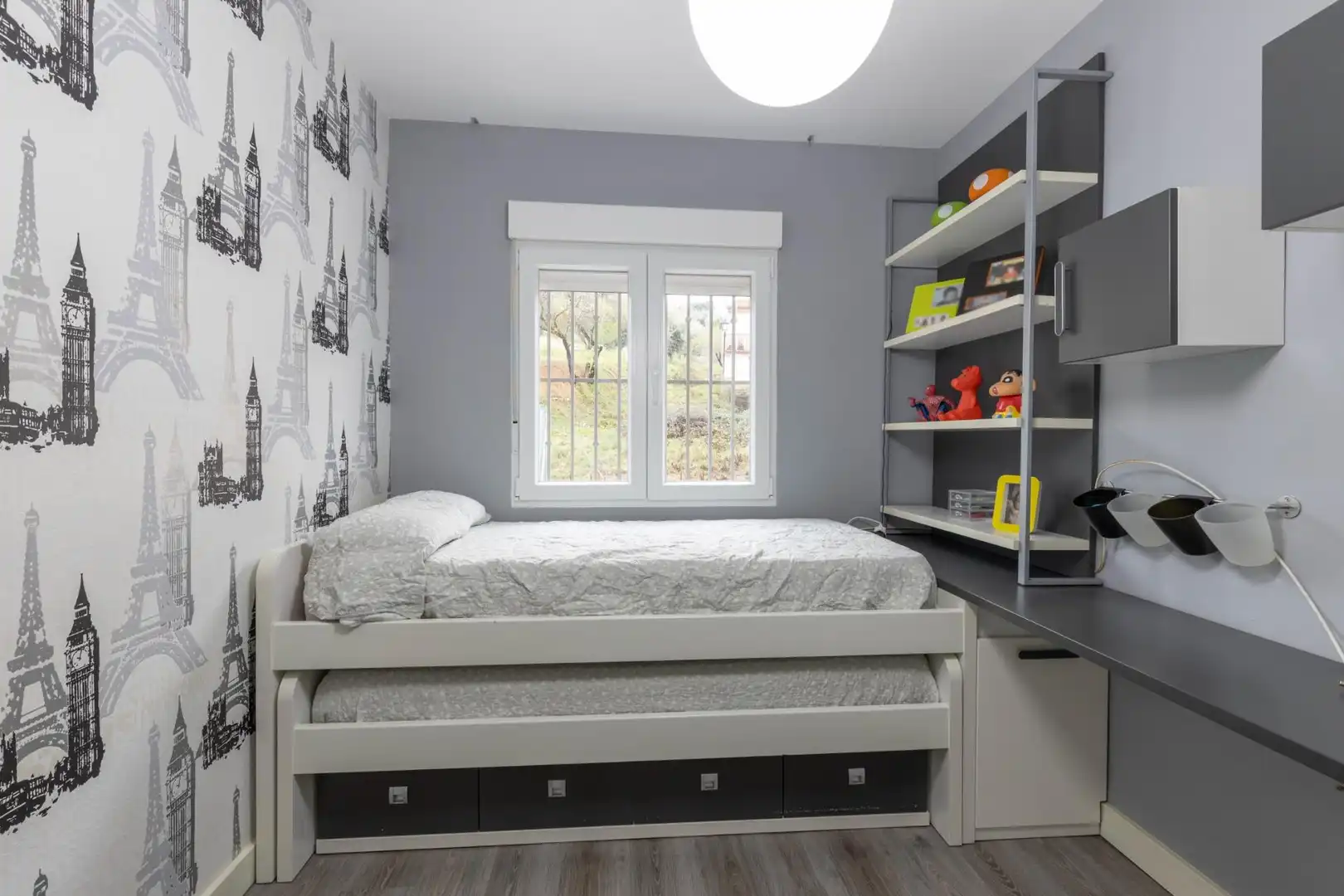 Habitación de Casa adosada en venta en Güevéjar con Calefacción, Amueblado y Balcón