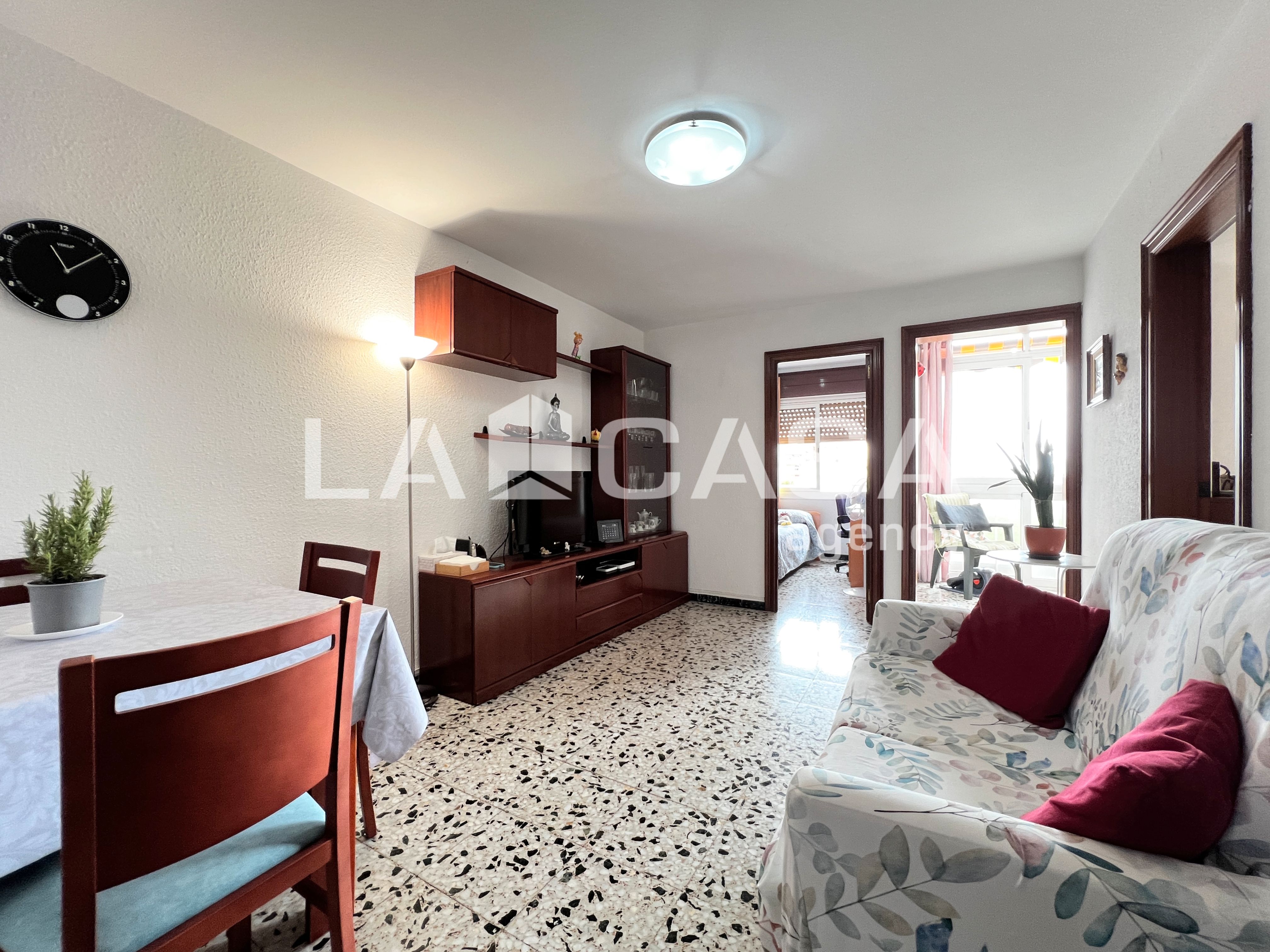 Sala de estar de Piso en venta en  Barcelona Capital con Balcón