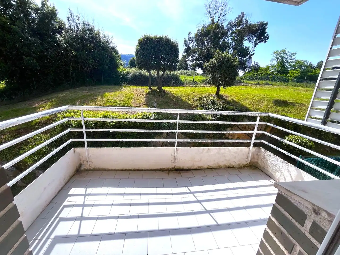 Terraza de Piso en venta en Castro-Urdiales con Calefacción, Jardín privado y Parquet