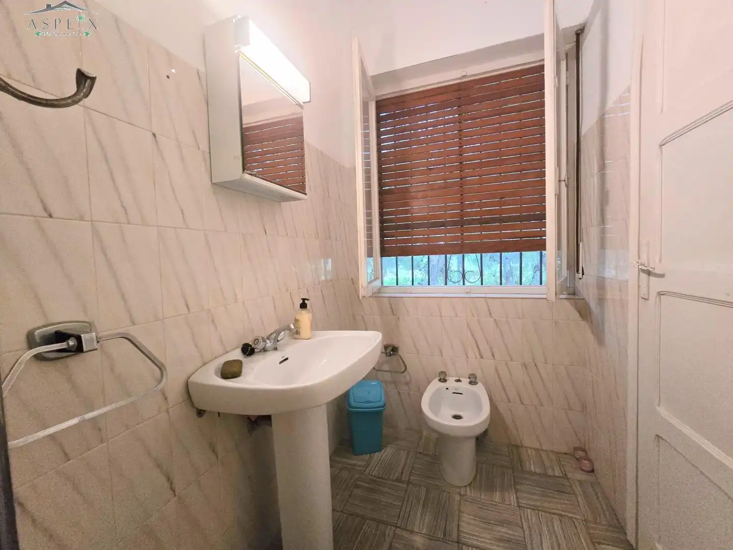 Bathroom of Houses for sale in Aspe  with Air Conditioner and Swimming Pool