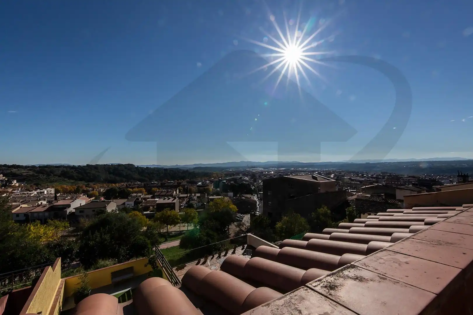 Vista exterior de Casa o chalet en venta en Castellar del Vallès con Aire acondicionado, Trastero y Balcón