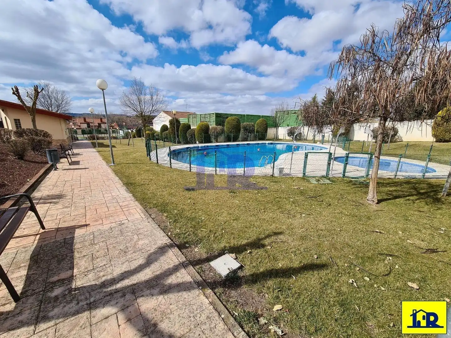Jardín de Piso en venta en Chillarón de Cuenca con Aire acondicionado, Calefacción y Parquet