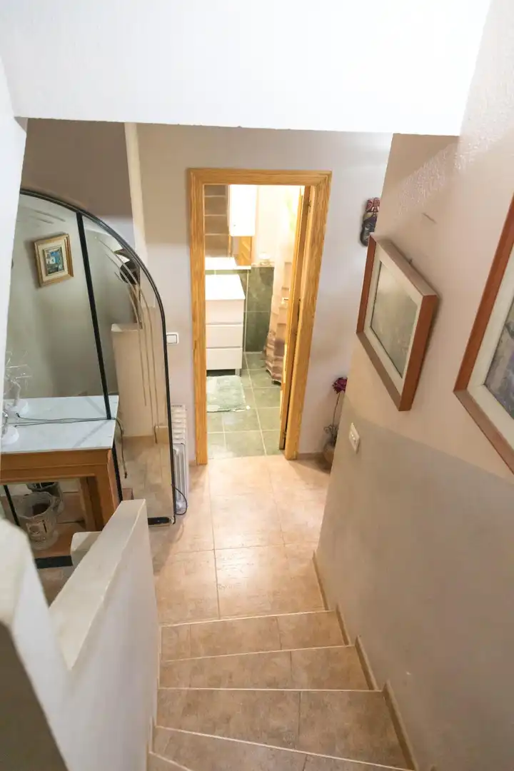 Casa adosada en venta en San Vicente del Raspeig / Sant Vicent del Raspeig con Jardín privado, Terraza y Piscina