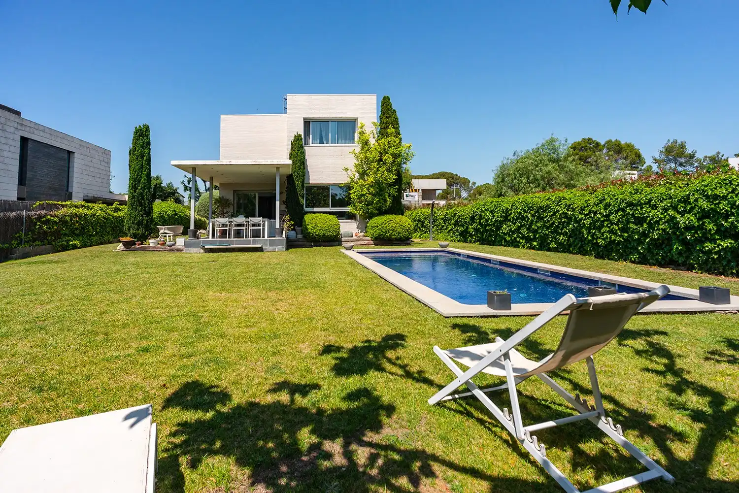 Garden of Houses for sale in Girona  with Air Conditioner, Heating and Storage room