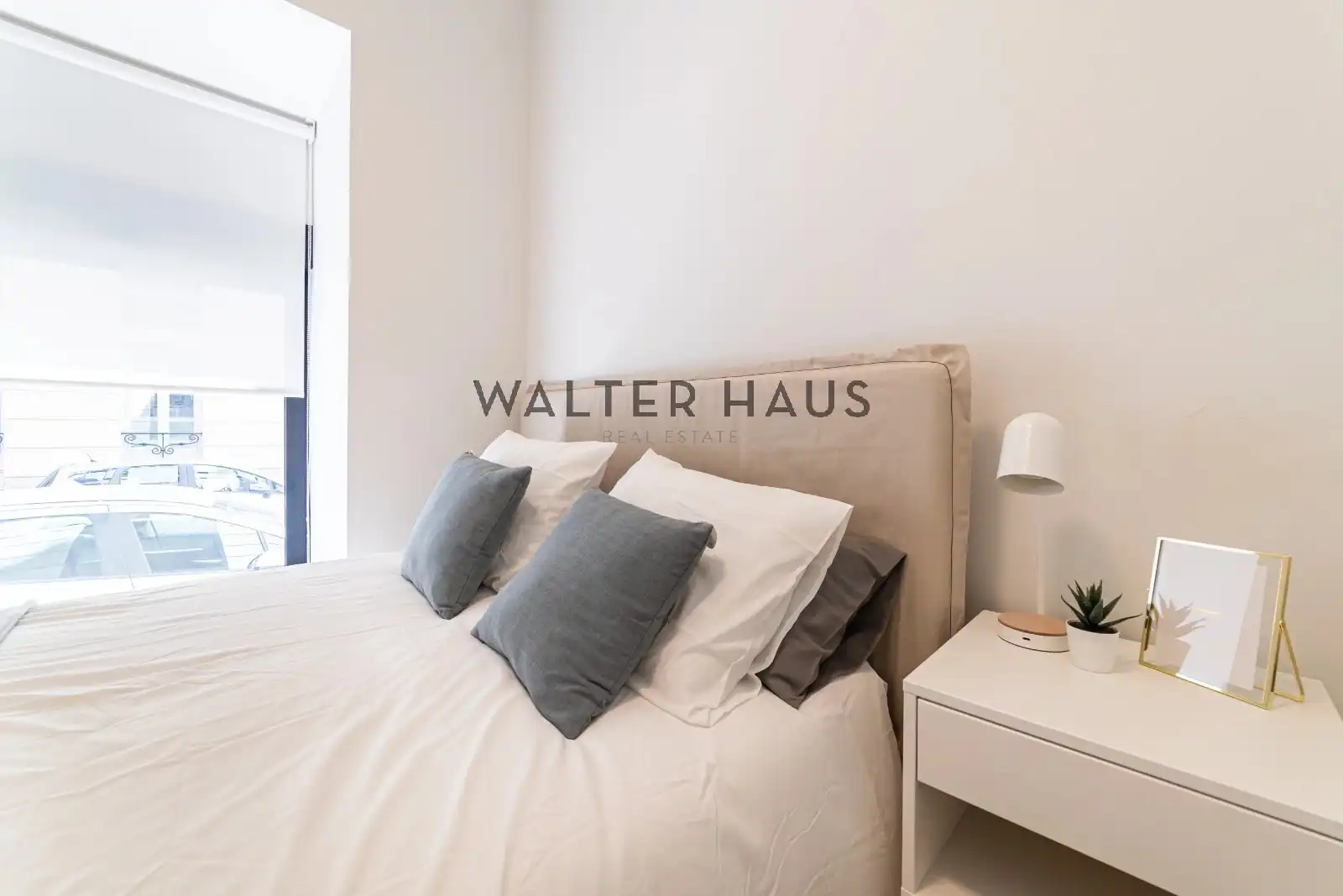 Bedroom of Flat for sale in Madrid  with Air Conditioner, Heating and Furnished