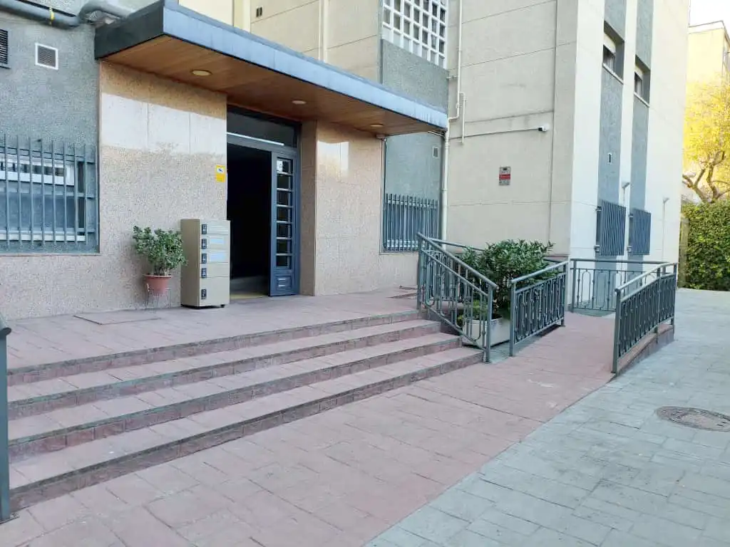 Piso en venta en Madrid con Calefacción y Terraza