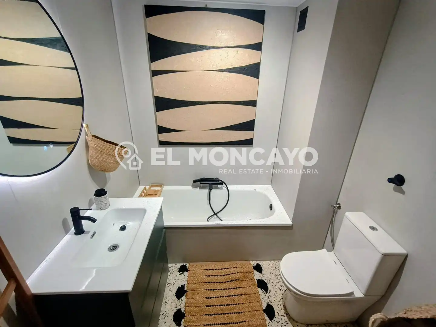 Baño de Apartamento en venta en Guardamar del Segura con Aire acondicionado, Calefacción y Terraza