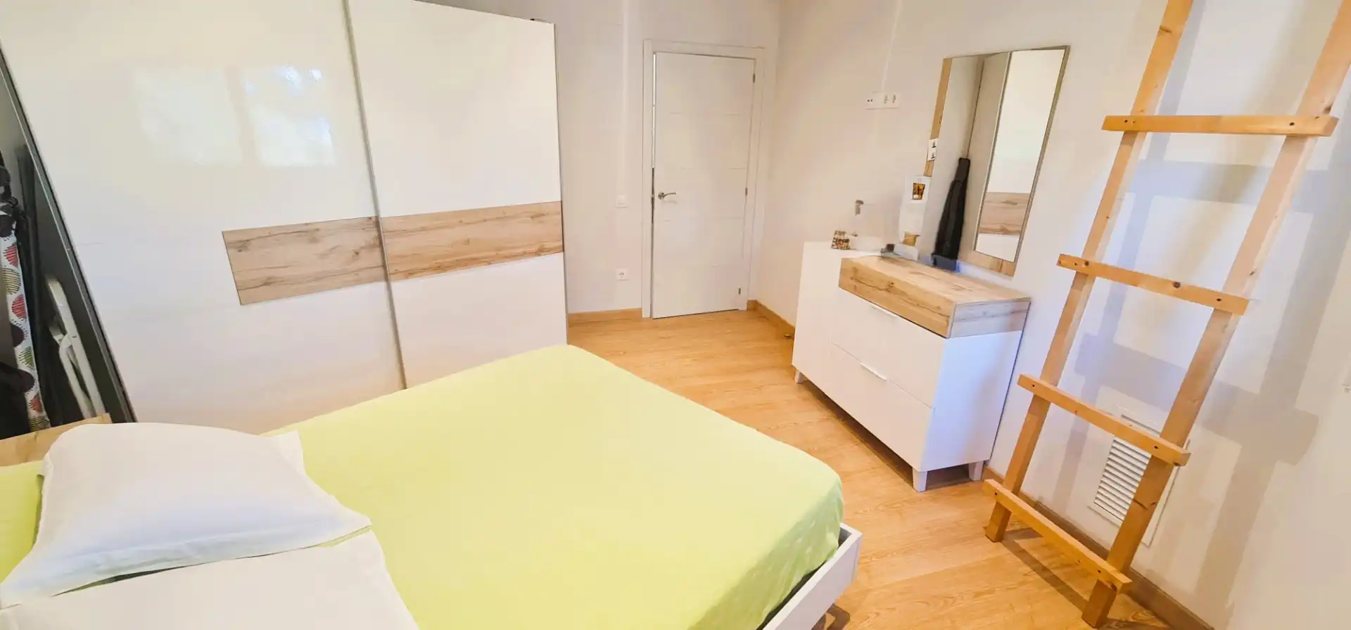 Dormitori de Casa o xalet en venda en Tarragona amb Aire condicionat, Calefacció i Jardí privat