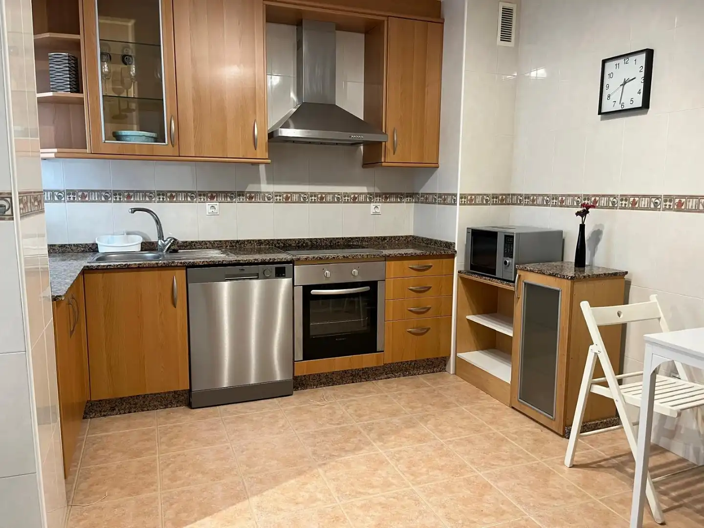 Küche von Wohnung zur Miete in A Coruña Capital 