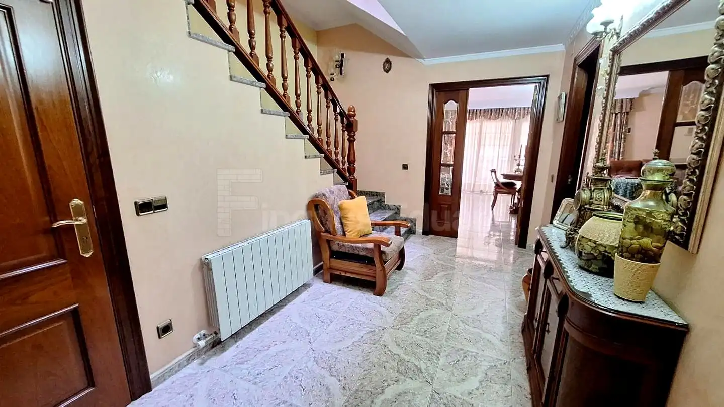 Casa adosada en venta en Cerdanyola Nord