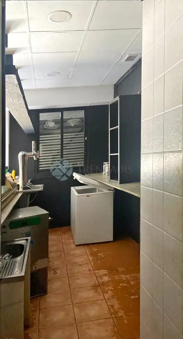 Cocina de Local en venta en La Pobla de Farnals