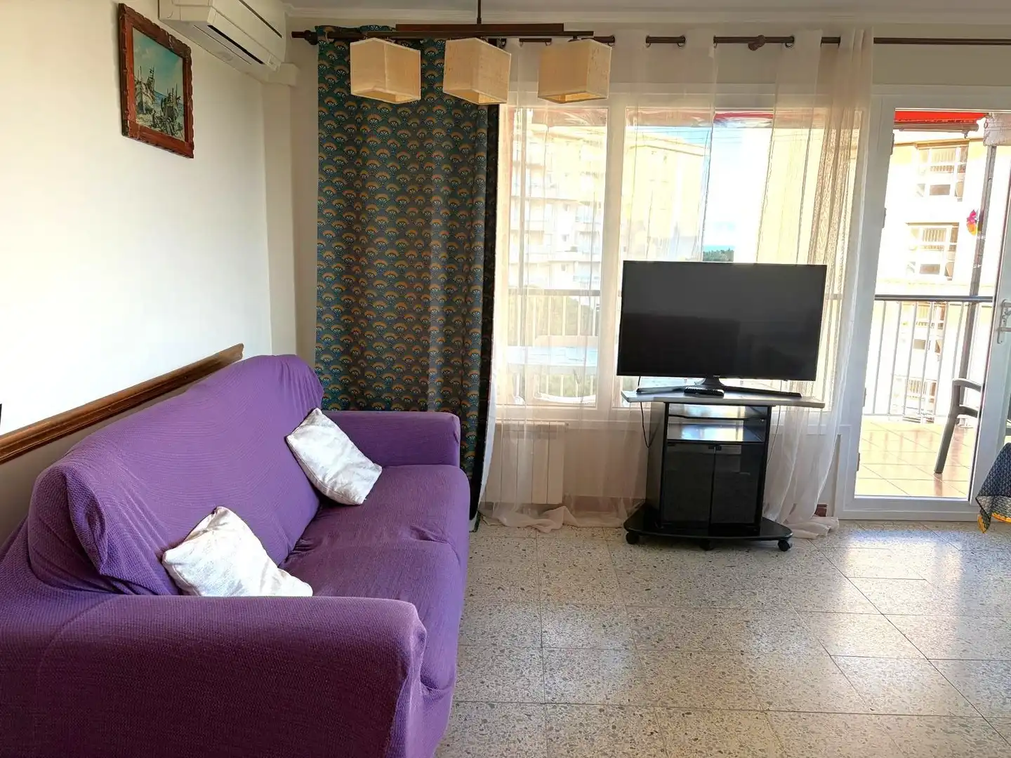 Sala d'estar de Pis en venda en Blanes amb Aire condicionat, Calefacció i Jardí privat