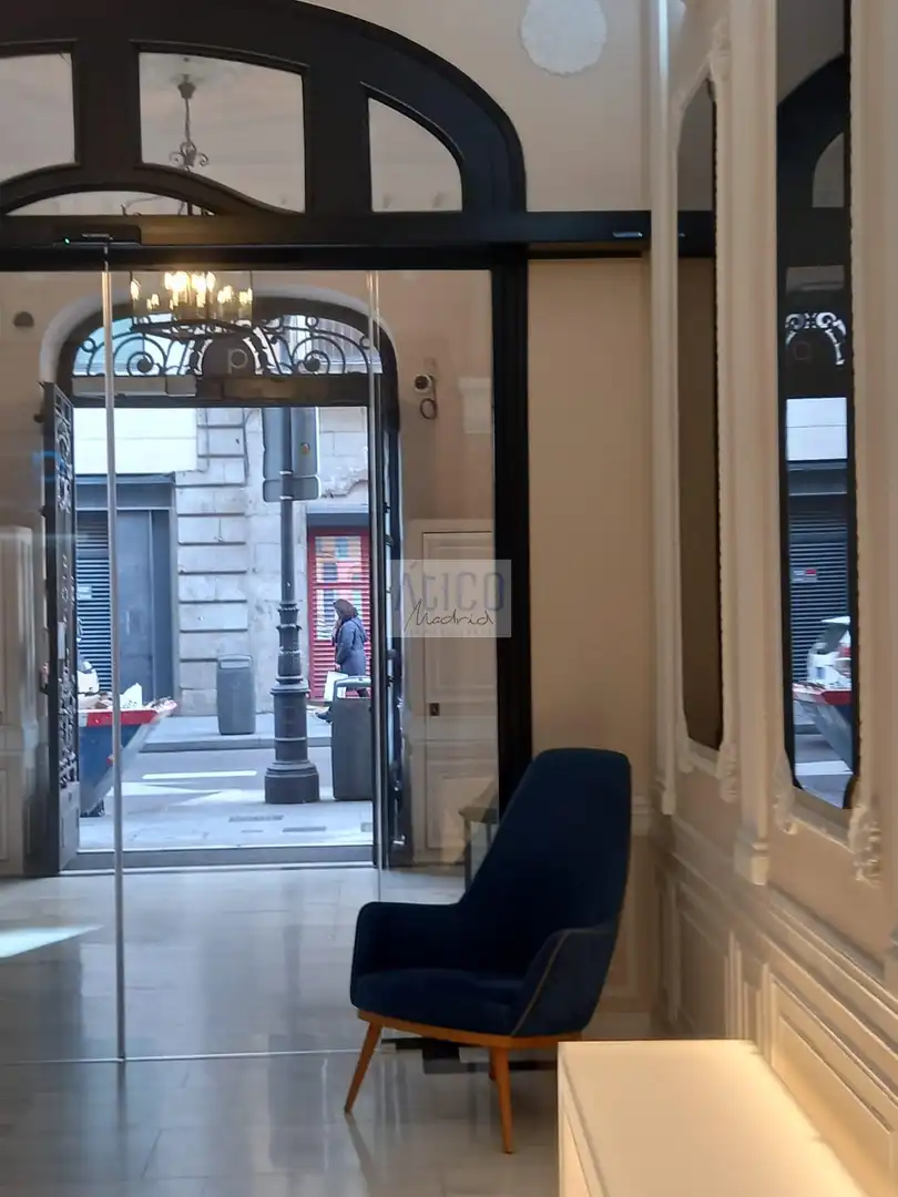 Dachboden zur Miete in Madrid mit Klimaanlage, Heizung und Parkett