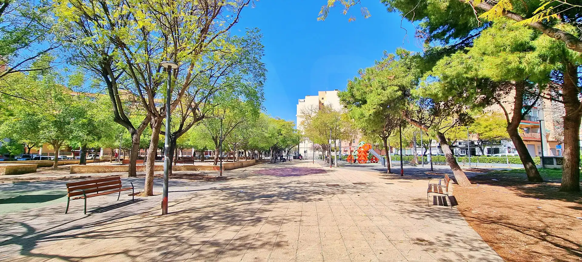 Vista exterior de Local en venda en Alicante / Alacant