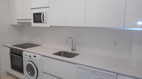 Foto 2 de Piso de alquiler en Langileria Kalea, Lamiako - Txopoeta, Leioa