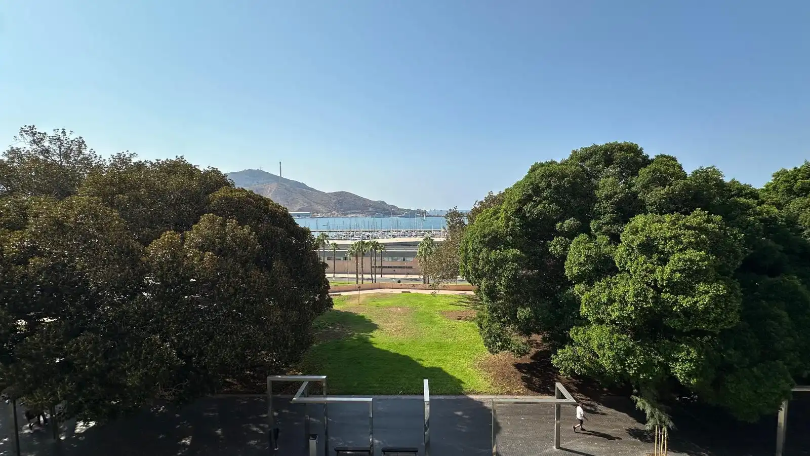 Vista exterior de Piso en venta en Cartagena con Terraza