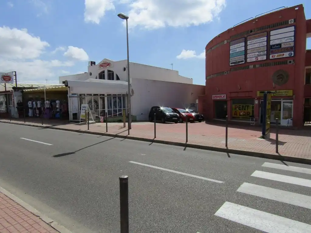 Local comercial en venda a Av Los Delfines, imagen 15